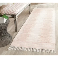 Montauk MTK752 Hand Woven Area Rug - Safavieh
