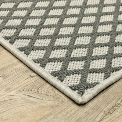 Trinity Casual Diamond Lattice Patio Area Rug Beige/Gray - Captiv8e Designs
