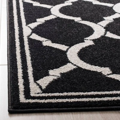 Janet Loomed Rug - Safavieh