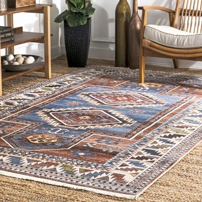 NuLOOM Vintage Kathryn Aztec Tassel Area Rug