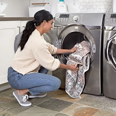 NuLOOM Leighton Machine Washable Southwestern Medallion Area Rug - Image 9